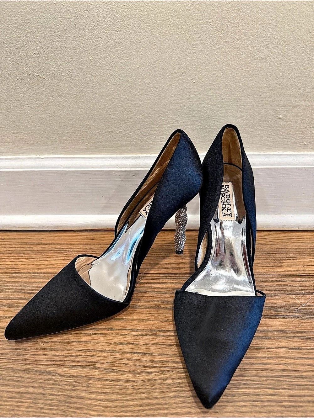 Badgley Mischka Black Satin Emily Pumps Crystal Geometric Heel d'Orsay Sz 7